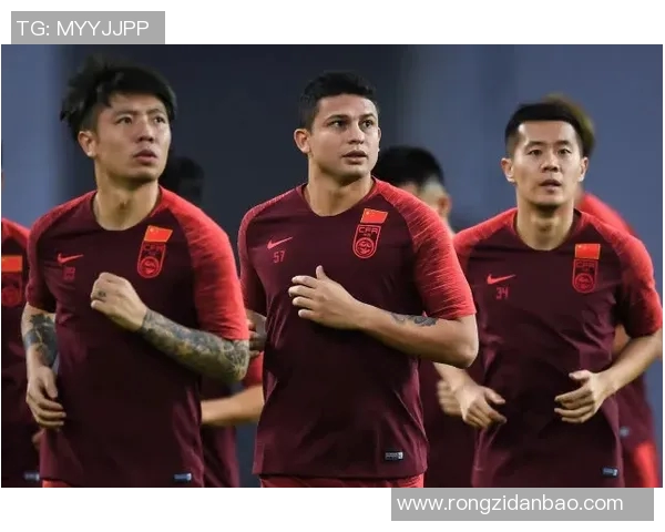 中国足球最新动态分析国足备战情况与联赛发展趋势